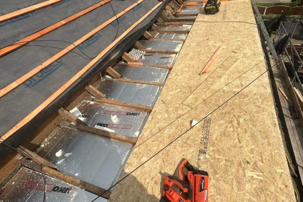 roofing-contractor Cogenhoe